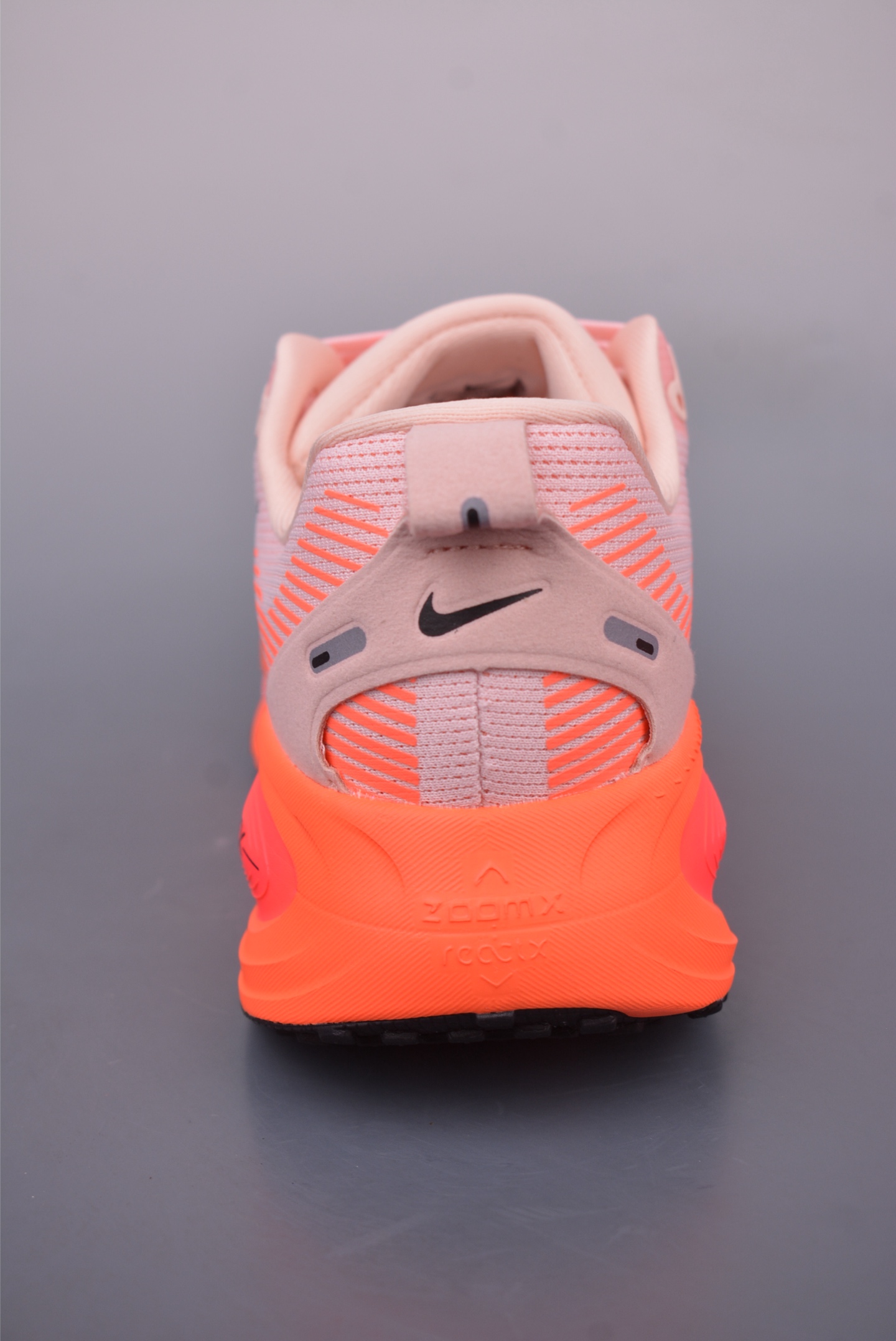 Nike Vomero 18 ZoomX running shoes Light Pink Black Hook HM6804-600