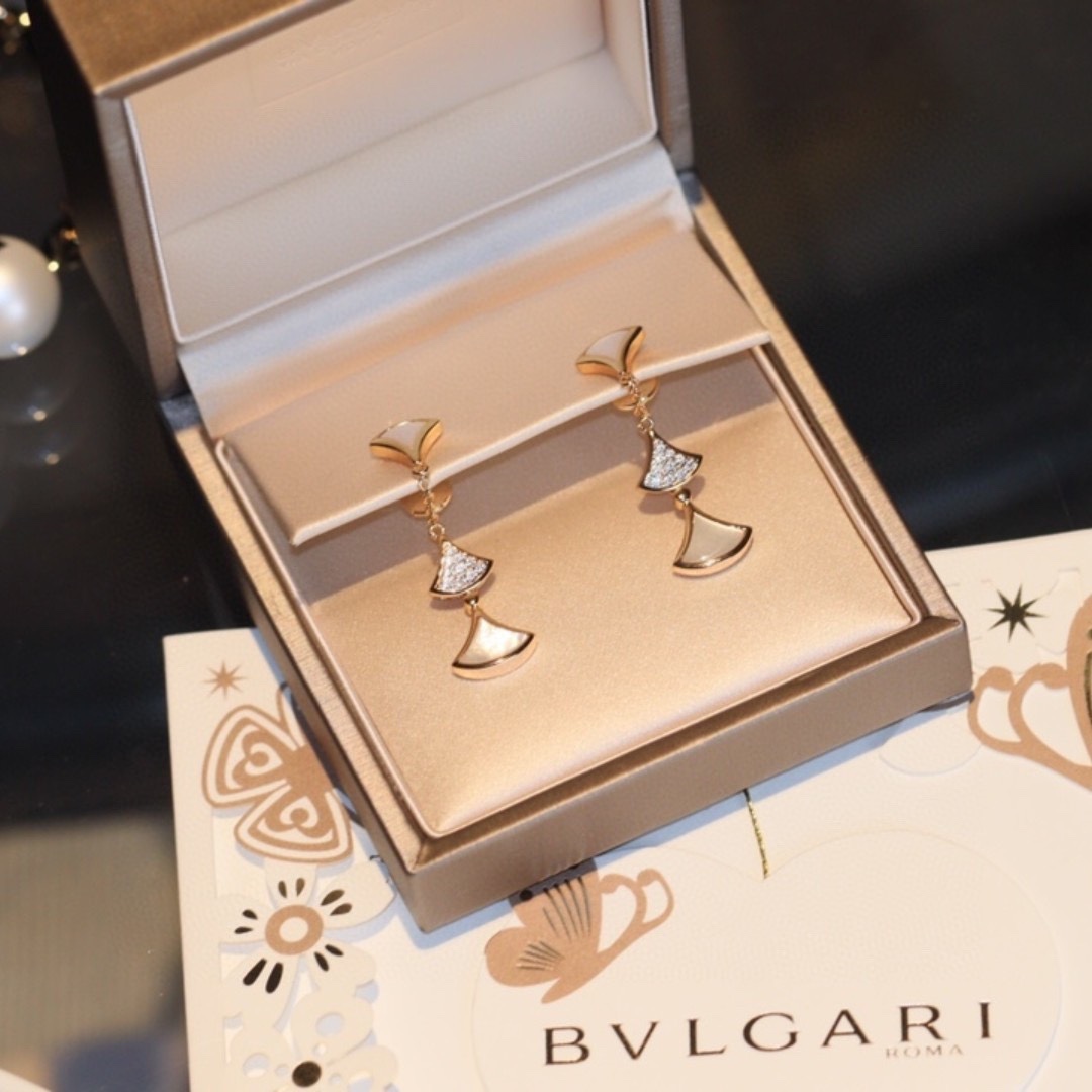 Bulgari Tassel Rose Gold Scalloped Diamond Earrings