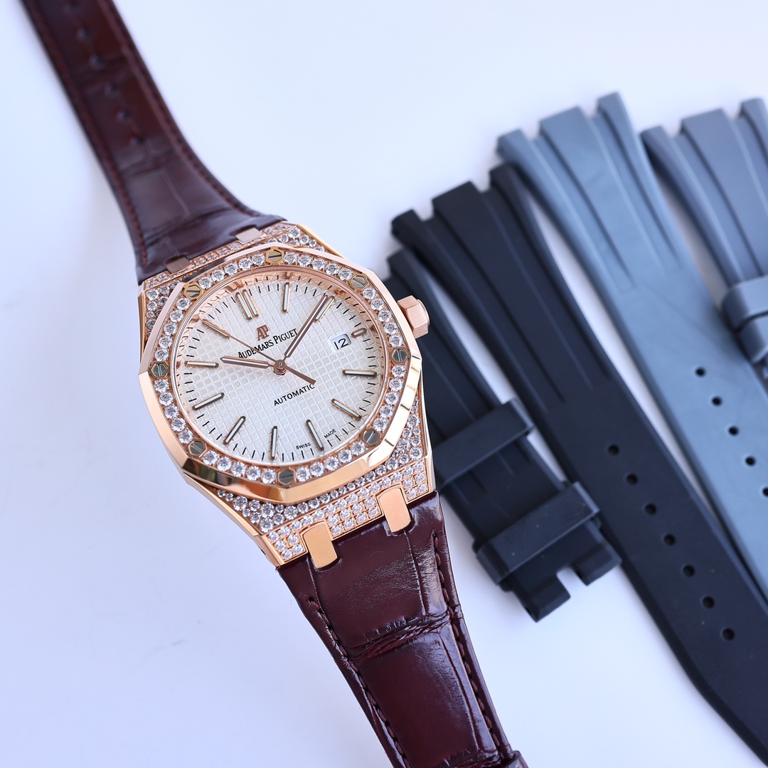 Audemars Piguet Royal Oak Series 15510OR.OO.D002CR.02