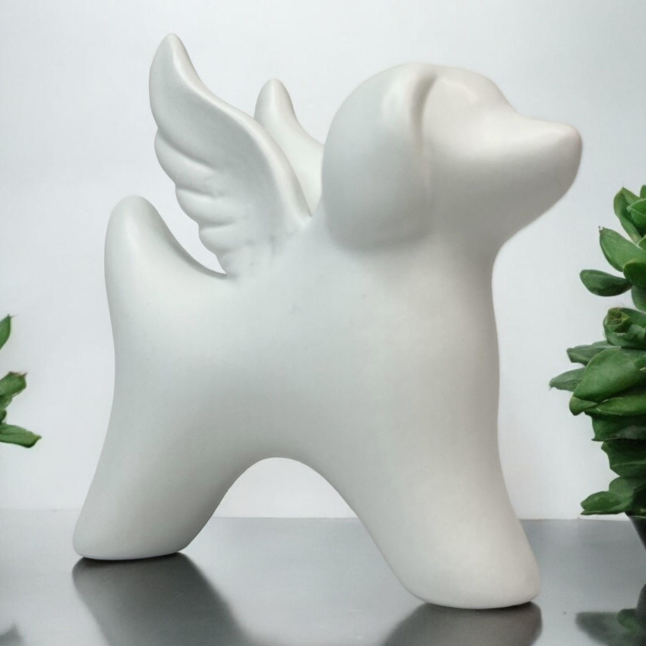 Resin Angel Pet Figurine – A Heartfelt Memorial Keepsake 🐾✨