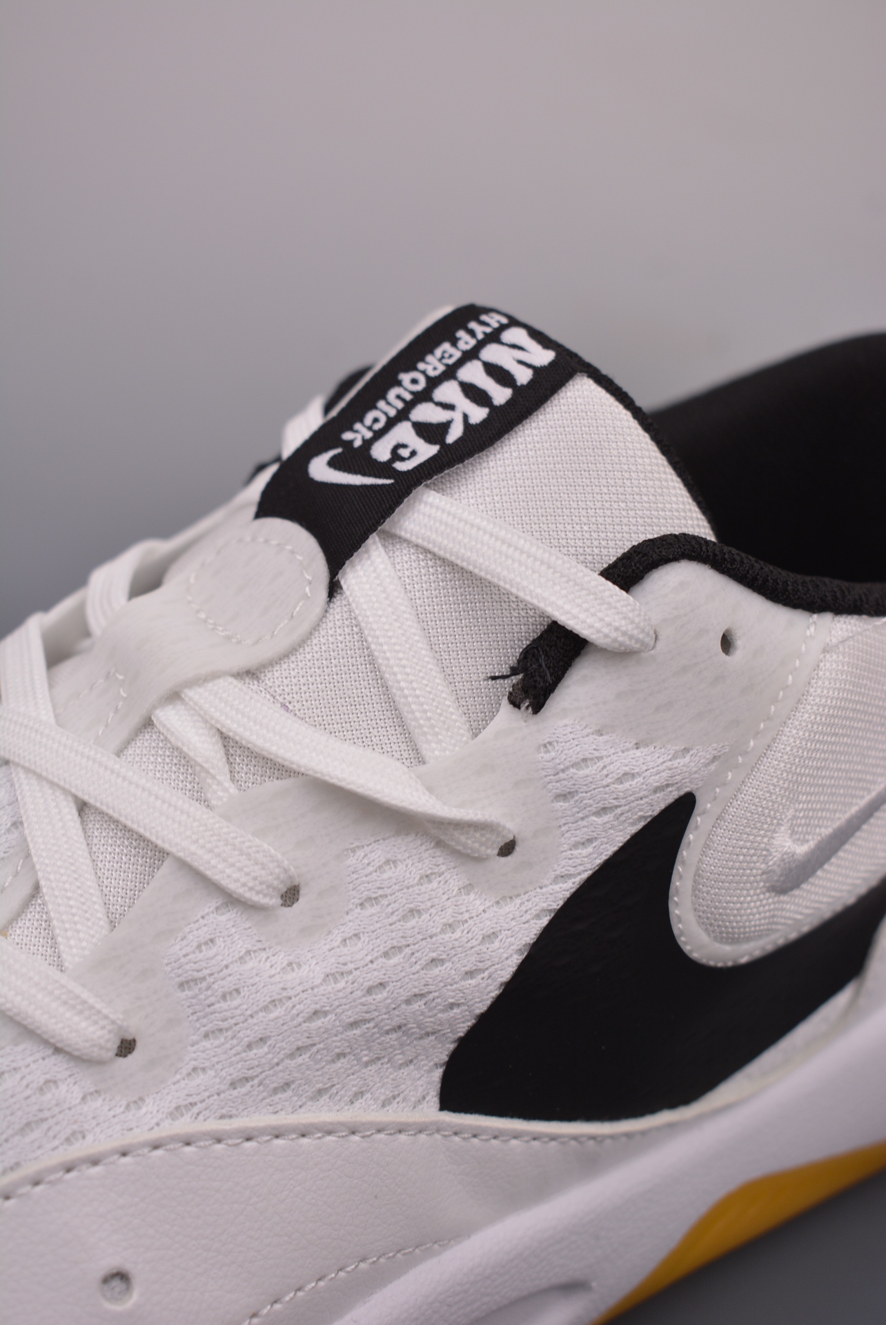 NIKE HYPERQUICK SE BLACK AND WHITE FN4678-001