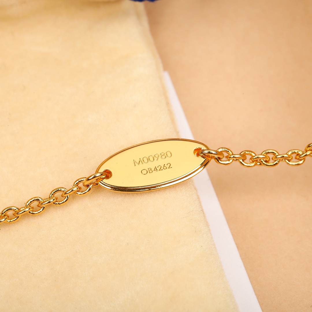Louis Vuitton Multi-element Items Bracelets