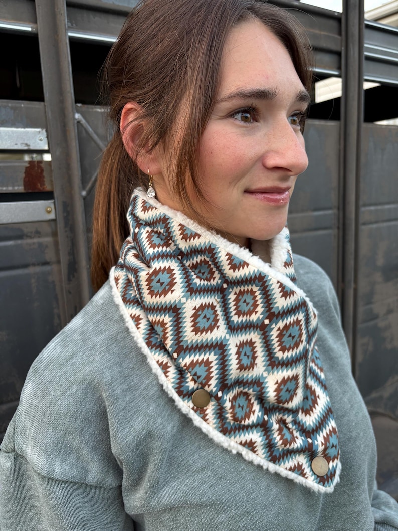 Cozy Sherpa Cowl, Winter Warm Wild Rag