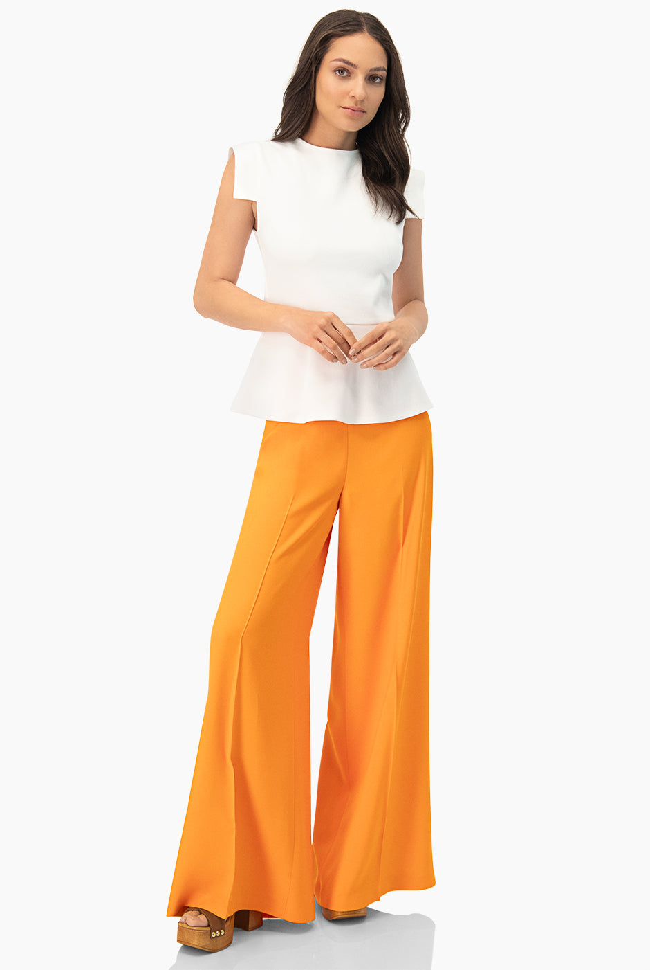Pantalon de pierna y pretina amplia