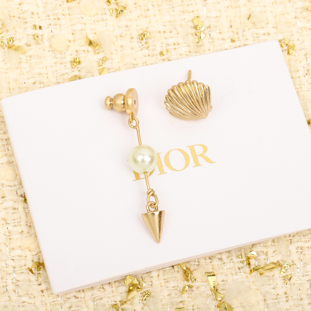 Dior Shell Earrings