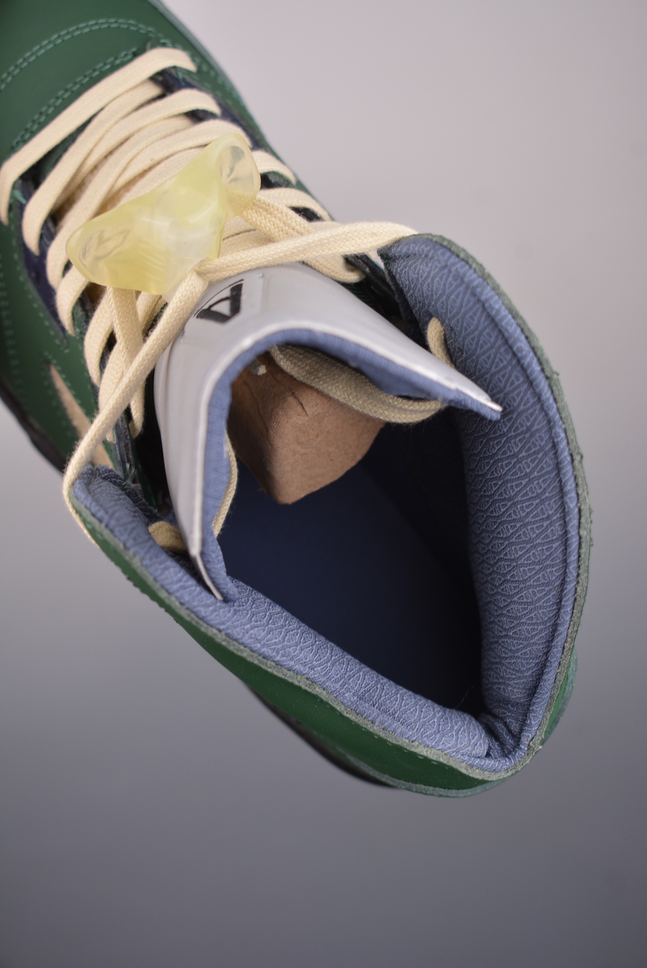 A Ma Maniére x Nike Air Jordan 5 Retro SP Green FZ5758-003