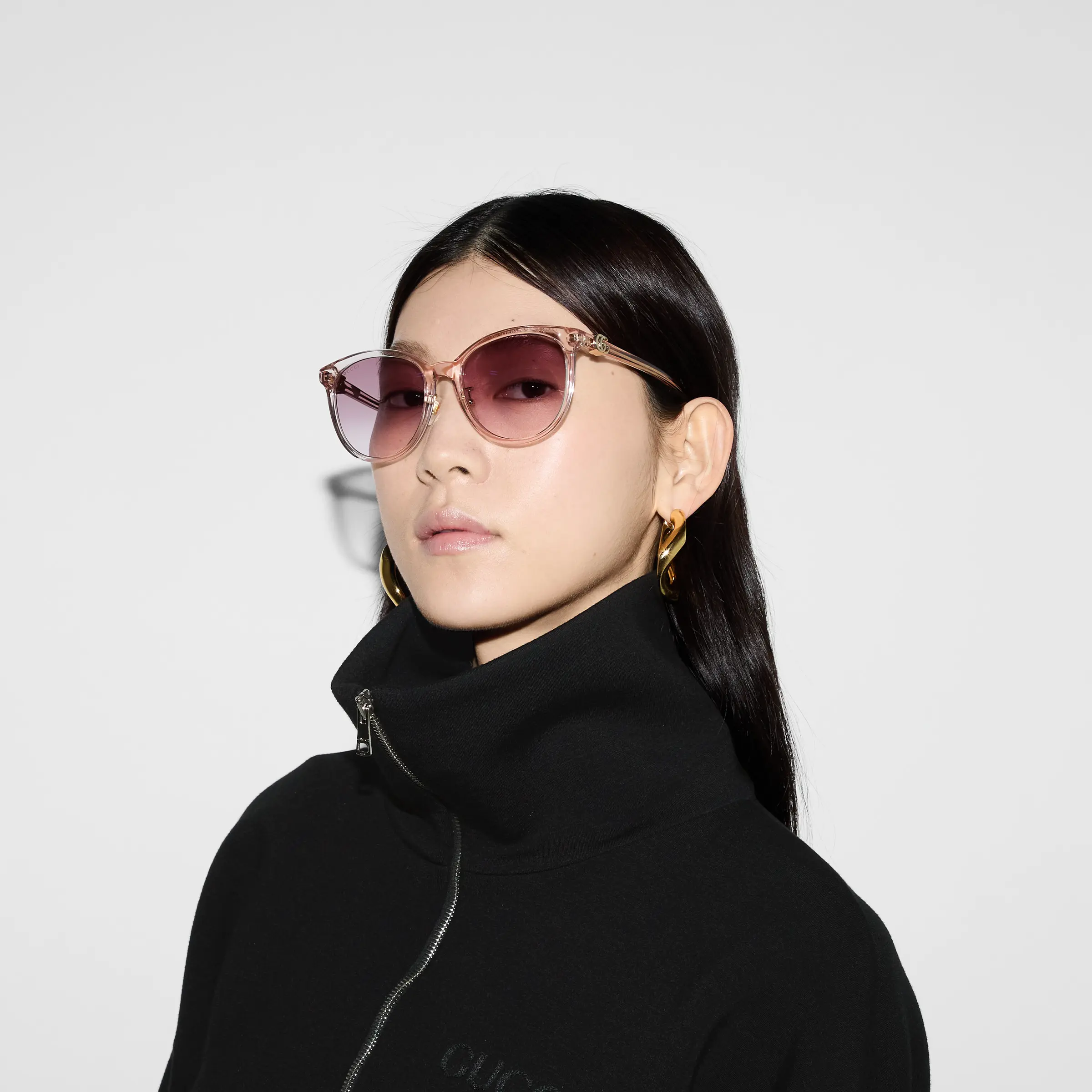 Gucci Fitted Round Frame Sunglasses