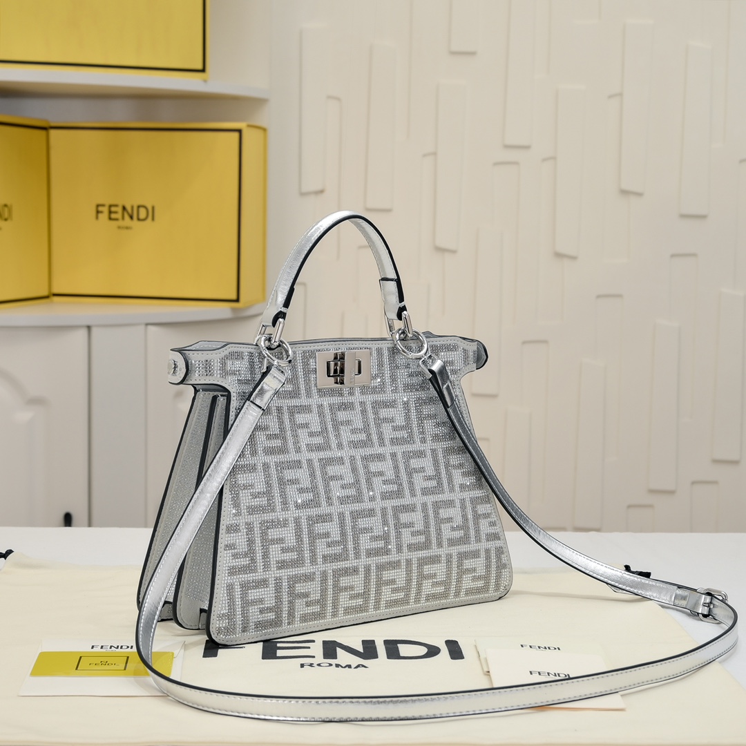 FENDI ekaboo ISeeU tite medium kitten bag 7733