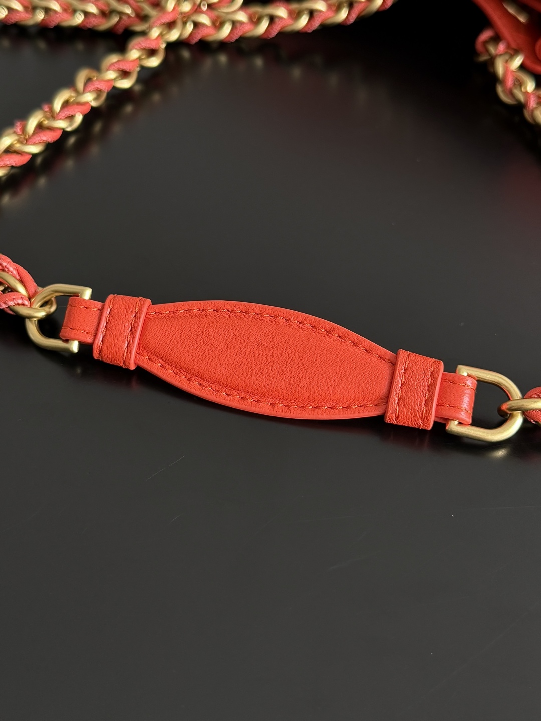 BOTTEGA VENETA New Chain Parachute Bag 817175