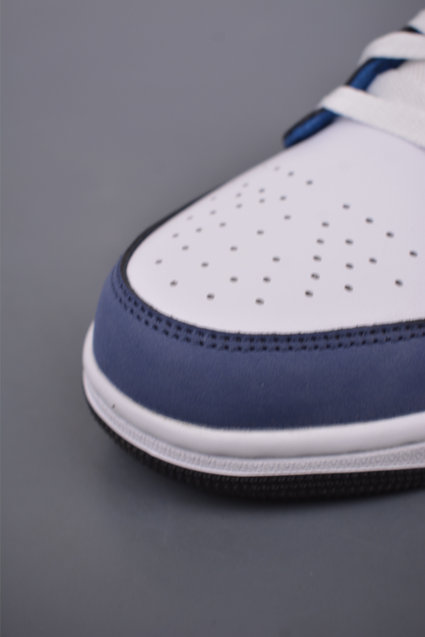 Air Jordan 1 LOW Diffused Blue HV5973-101