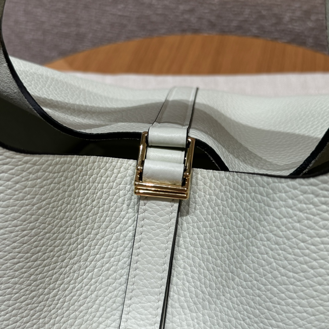 Hermès Picotin lo 0SVert Fizz Handbag (Handmade to Order)