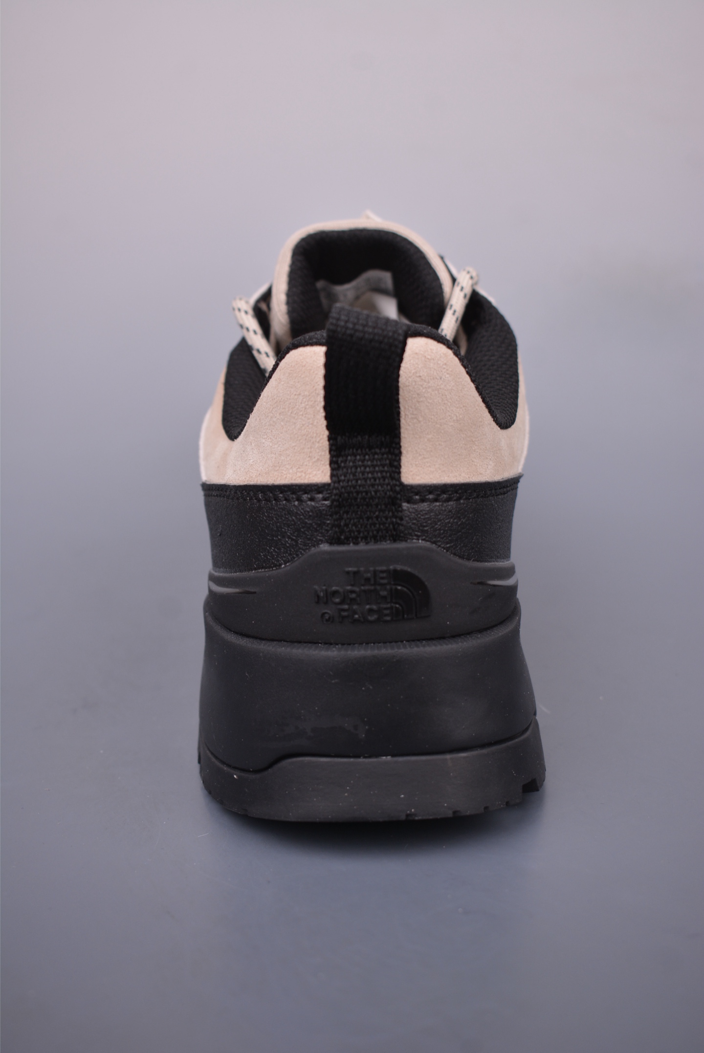 The North Face Glenclyffe Low sneakers beige gray black NF0A817B