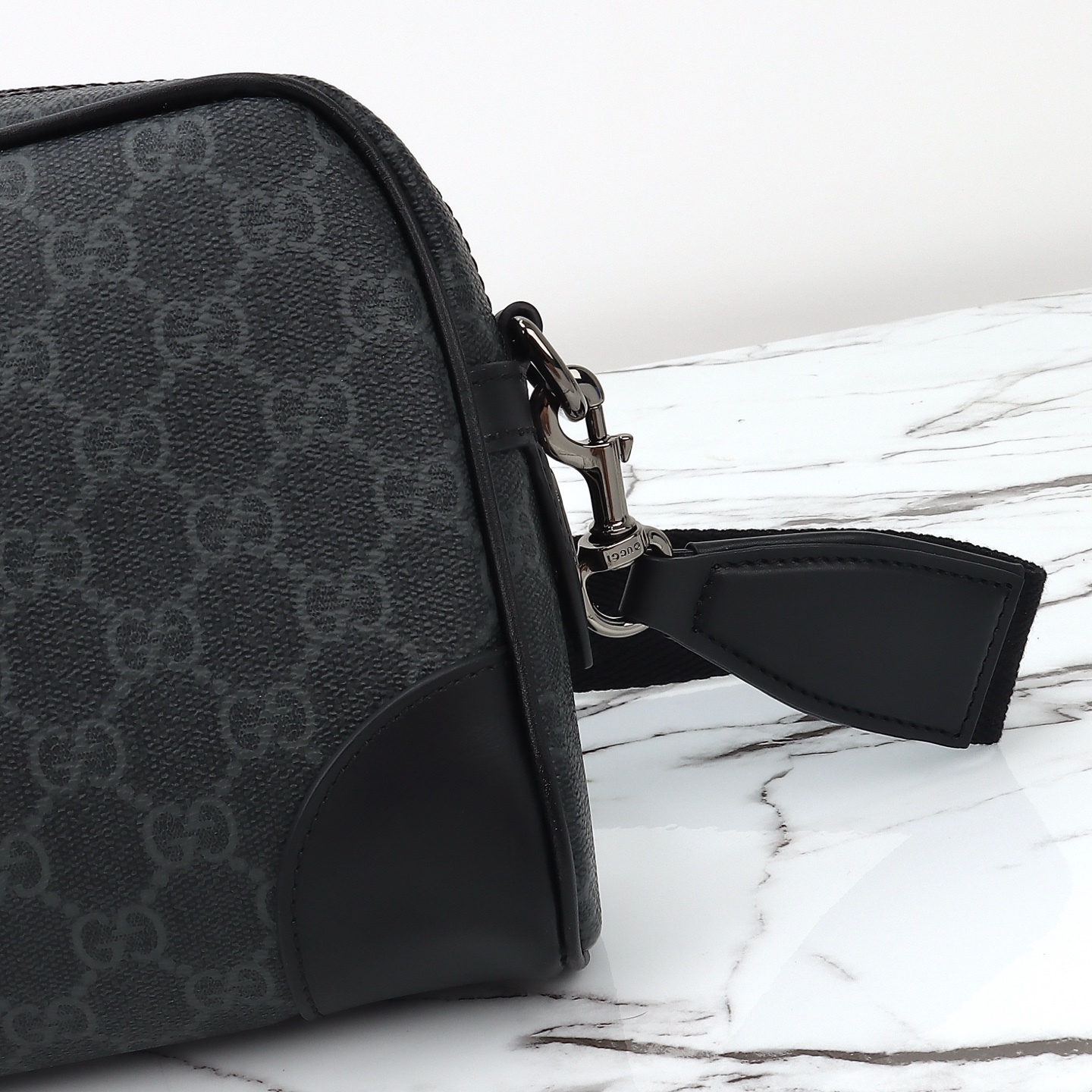 Gucci GG Emblem small crossbody bag 821155 FAED4 1000