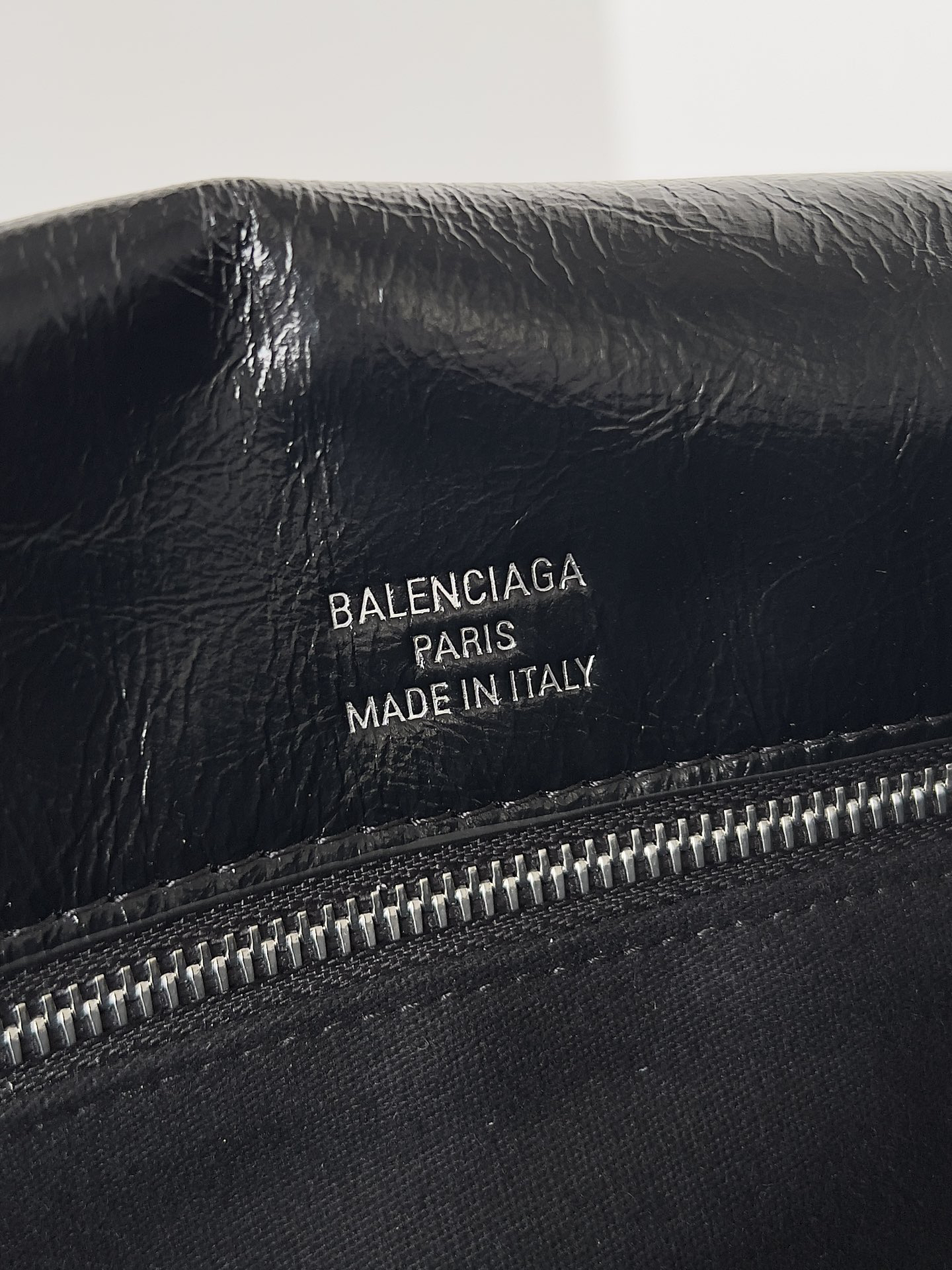 Balenciaga 23Fall BB Soft Bag