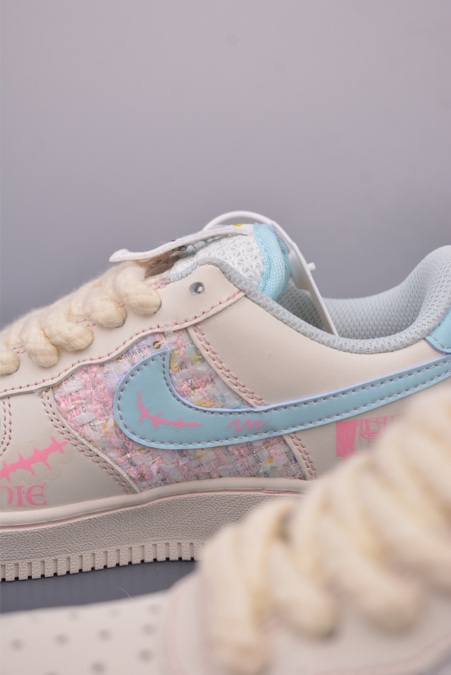 Nike Air Force 1 07 LV8 Low Sneakers FJ4470-310