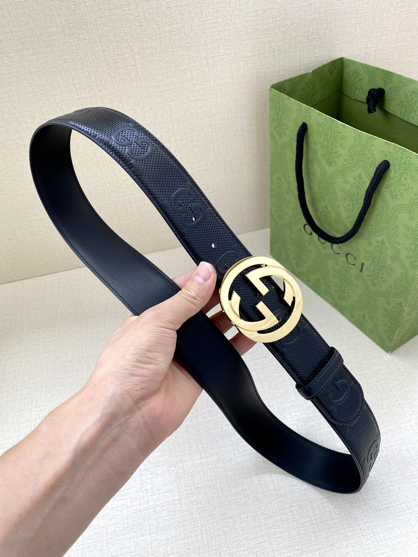 Gucci black embossed leather belt width 4.0CM