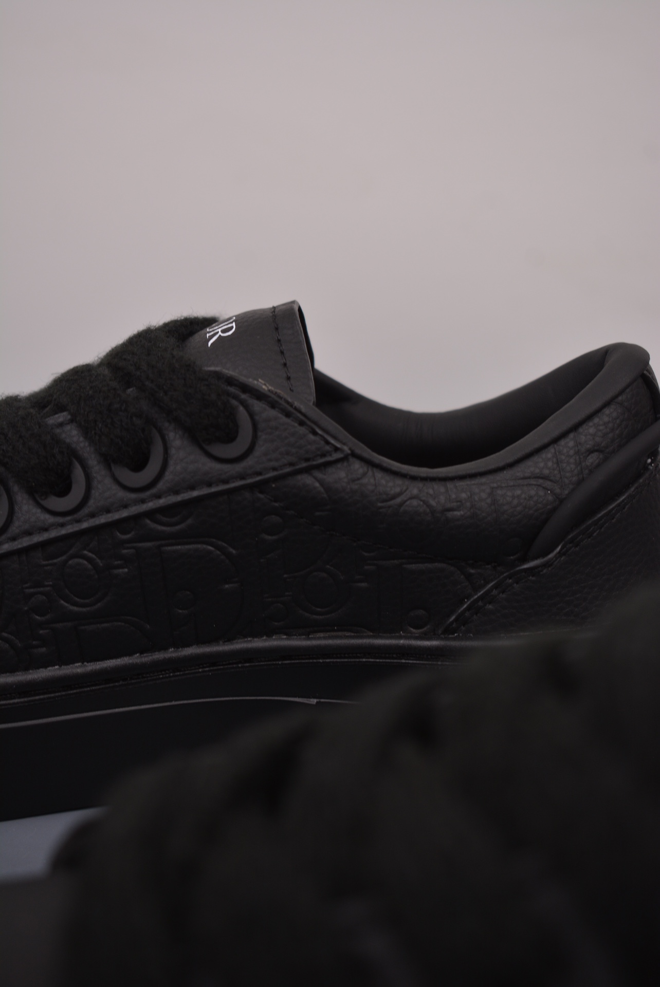 Dior B33 Low Top Sneakers Dior Gravity all black embossed 3SN303ZAY_H900