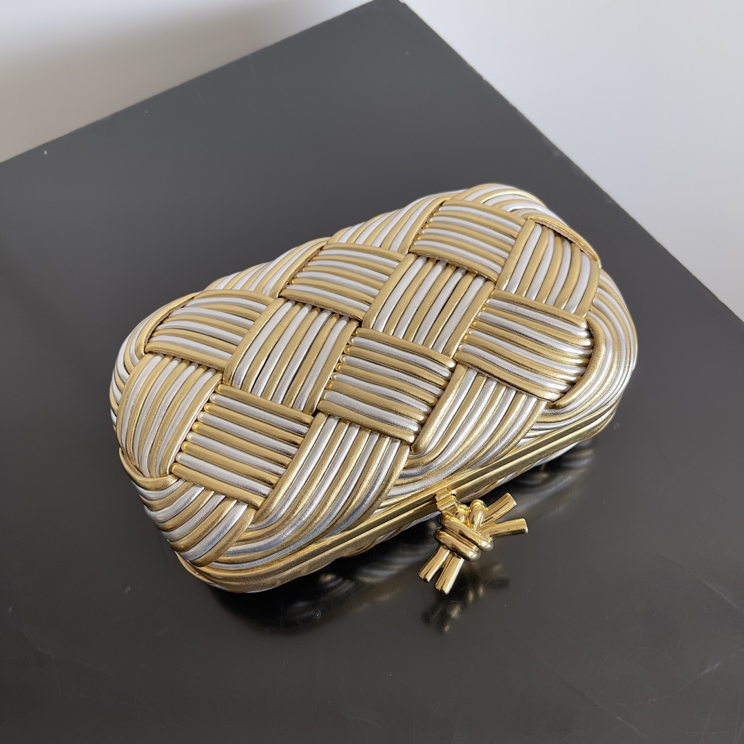 Bottega Veneta Kont Evening Bag 804532