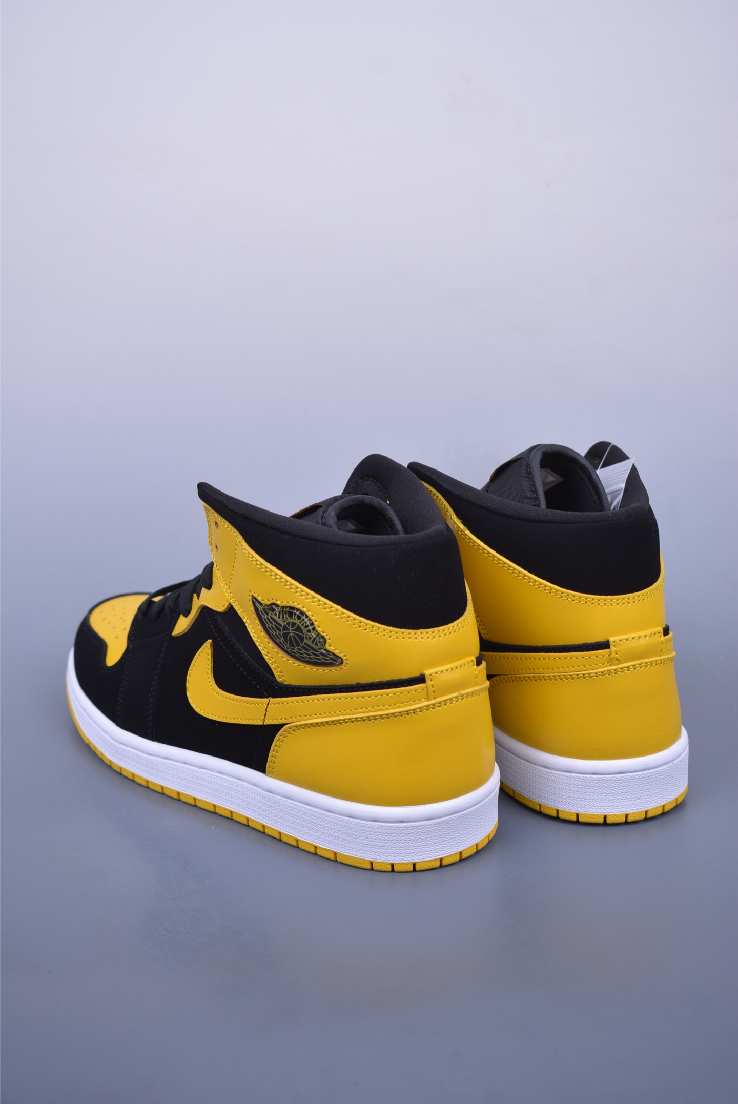 Nike Air Jordan 1 Mid AJ1 Basketball Shoes Black and Yellow HJ6654-071