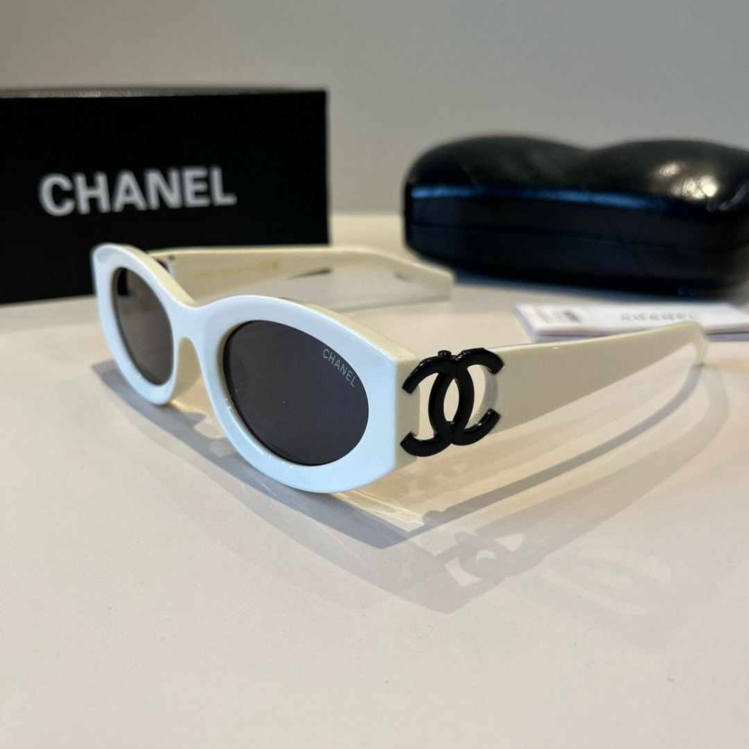 Chanel round frame sunglasses