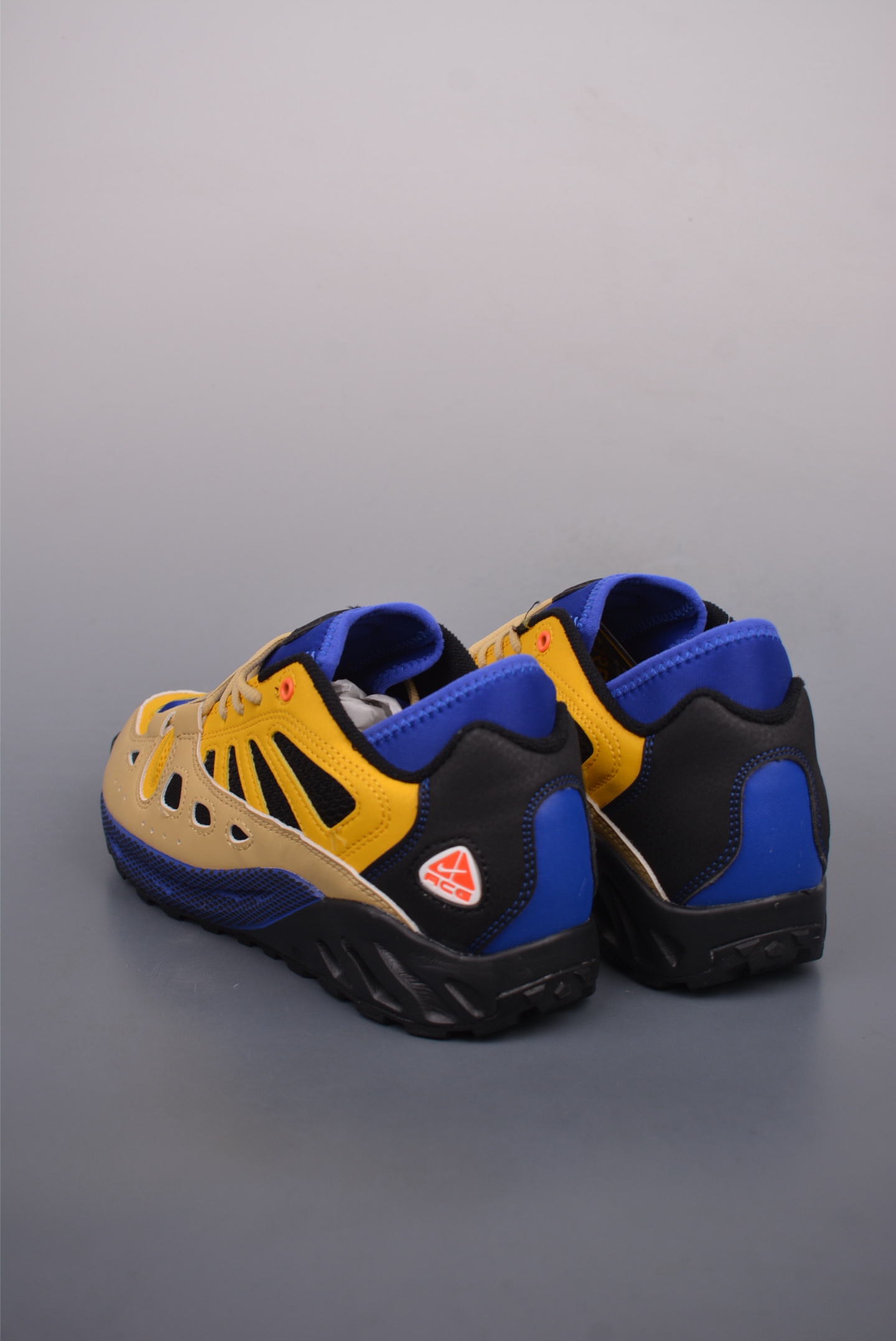 Nike ACG Air Exploraid Yellow Blue Black  FJ1920-400