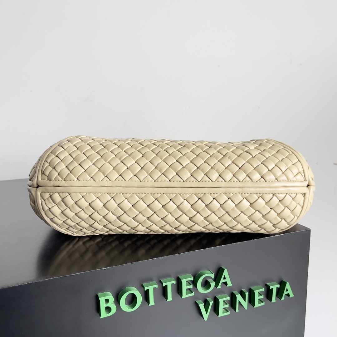 Bottega Veneta Early Spring New ier Large Arc Bag 730969