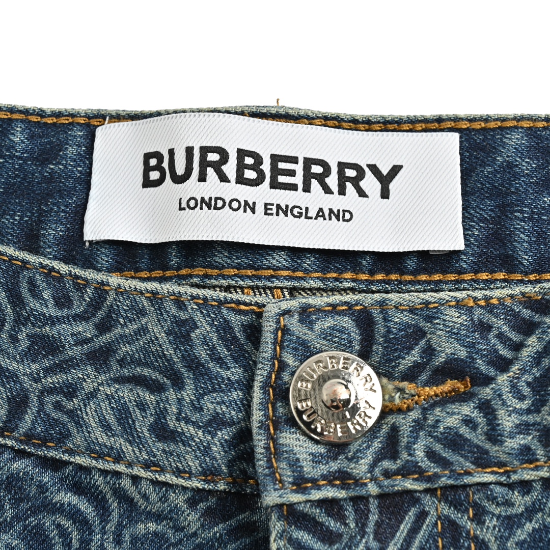 Burberry TB Warhorse Jeans