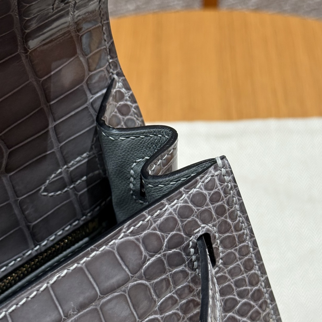 Hermès Kelly 0VGris Ciment (Handmade to order)