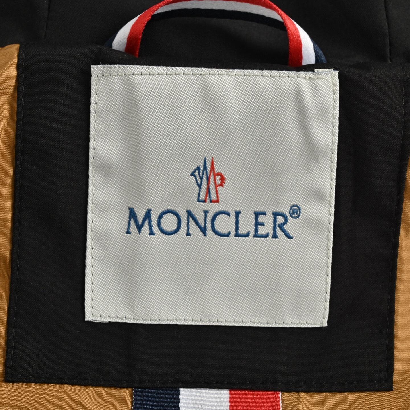 Moncler 25ss laminated pocket zipper jacket