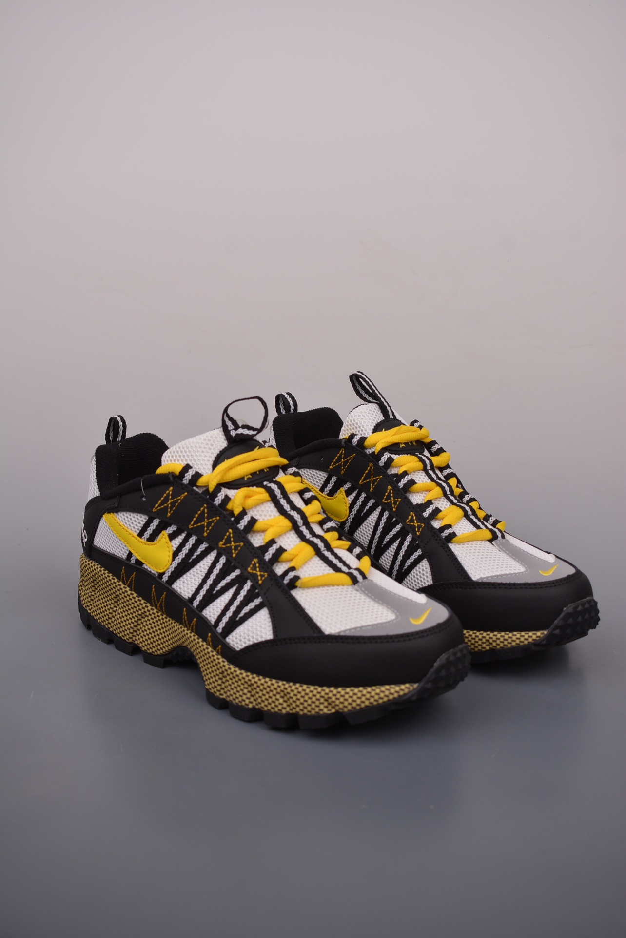 Nike Air Humara QS Maize Swoosh AJ1102-001