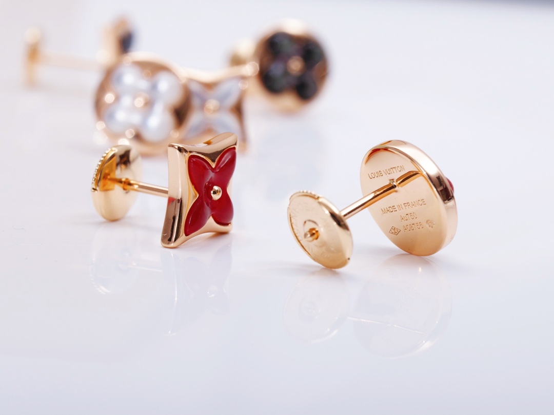 Louis Vuitton Presbyopia AB Mother-of-Pearl Earrings