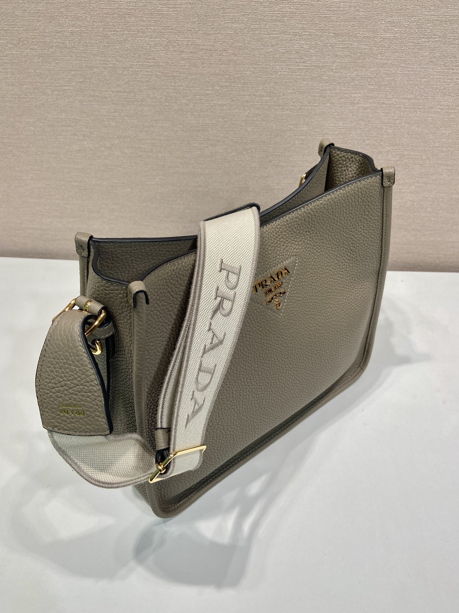 Prada Large Tote Bag 1BC073