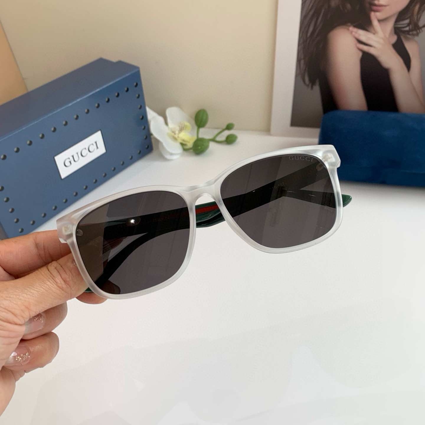 Gucci Round Frame Sunglasses