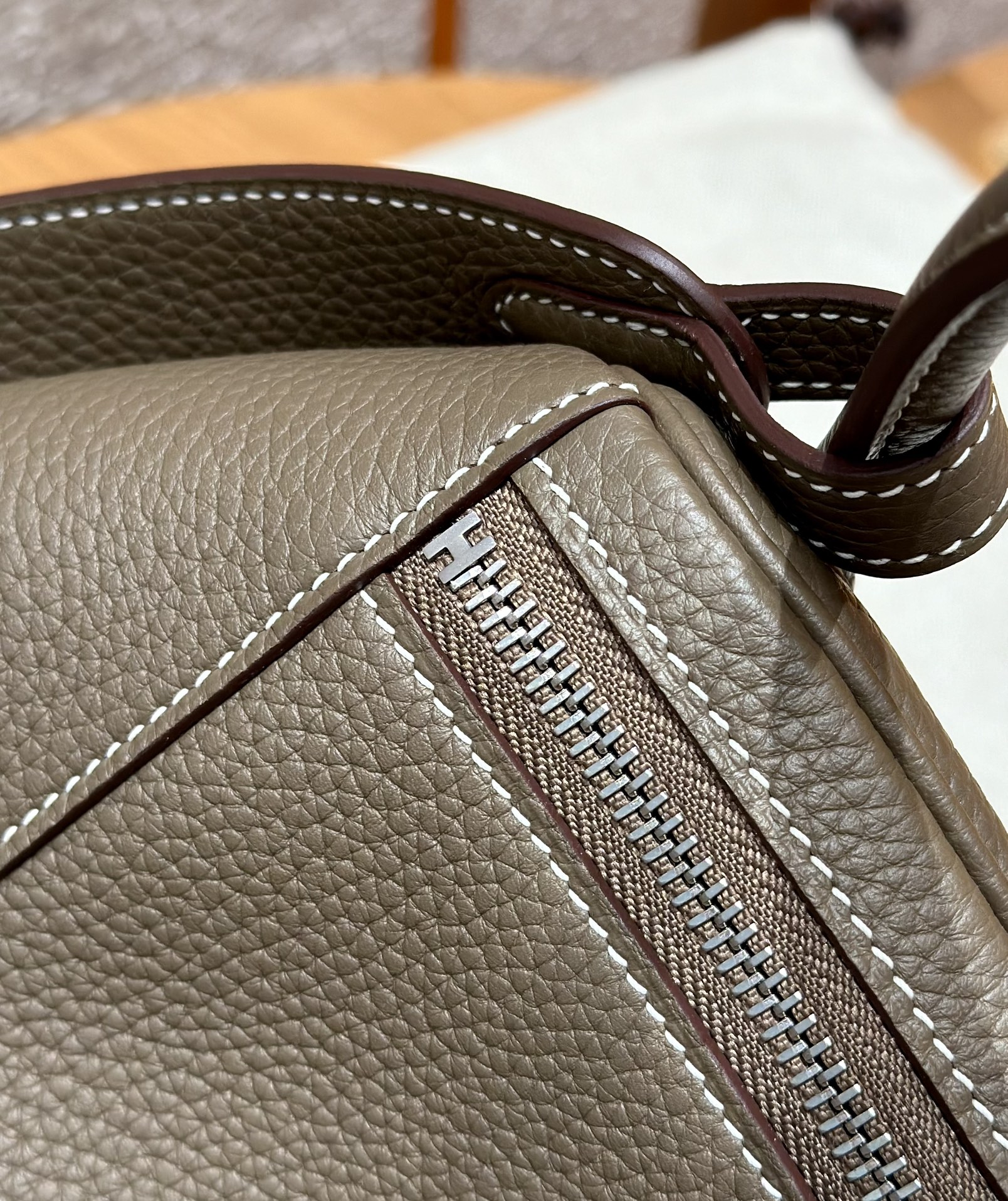 Hermès Lindy 18Etoupe Handbag(Handmade to order)