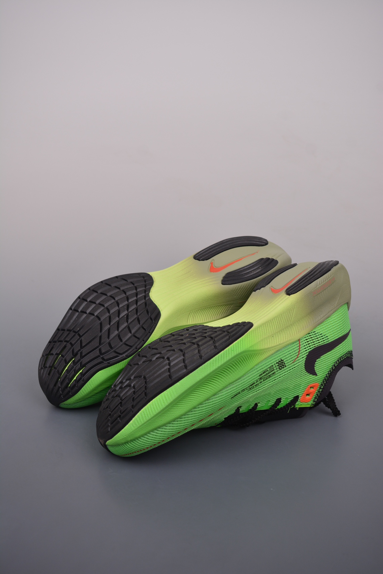 Nike ZoomX Vaporfly NEXT% 2 Ekiden Scream Green FD0713-400