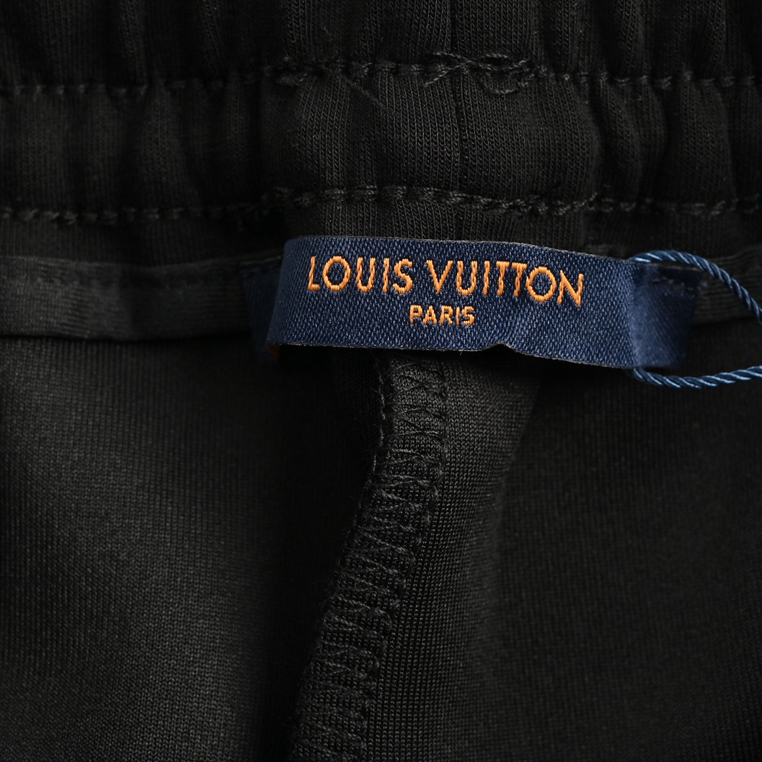 Louis Vuitton 24Fw cotton cargo trousers with embroidered logo on pockets