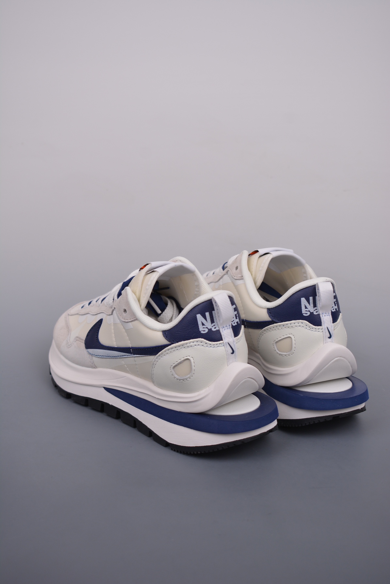 Sacai x Nike VaporWaffle 3.0 Beige White Navy DD1875-109
