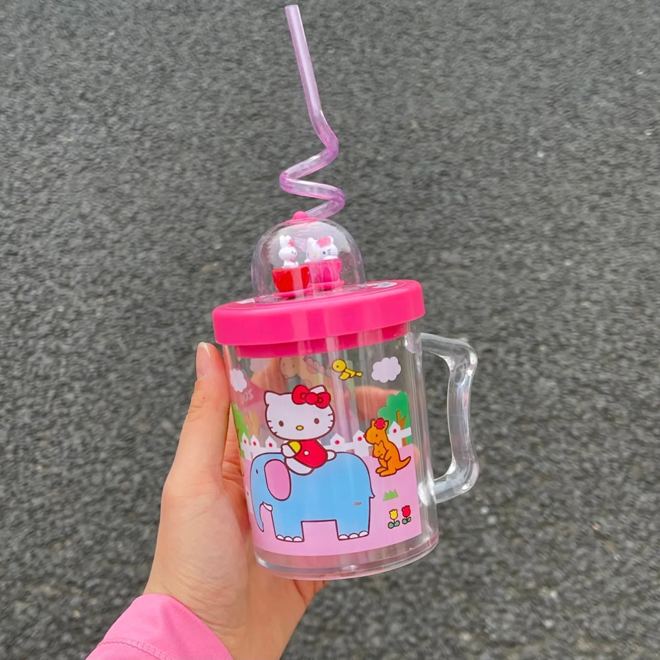 Sanrio Top Swivel Cups Plastic With Lids & Straws