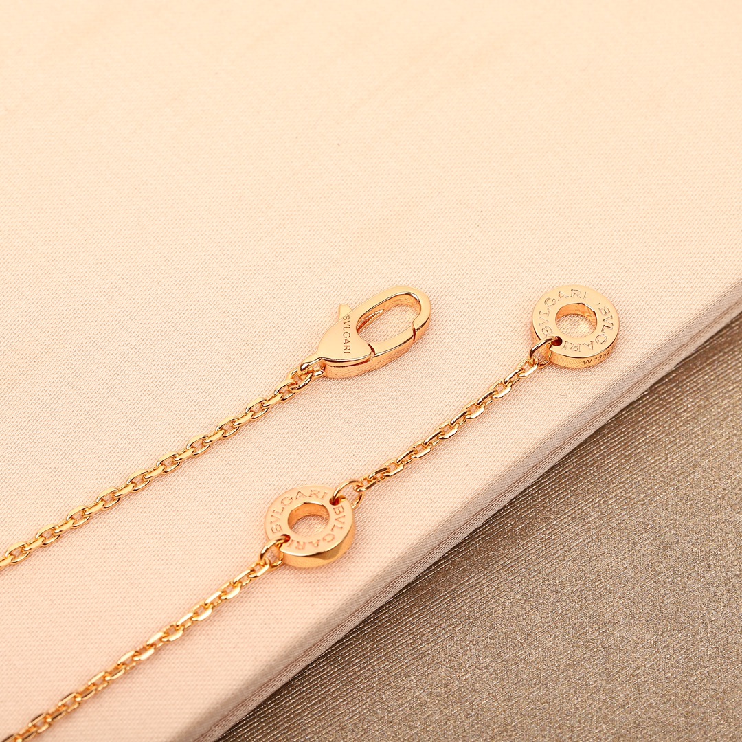 Bulgari Diamond Fan-Shaped Large Necklace