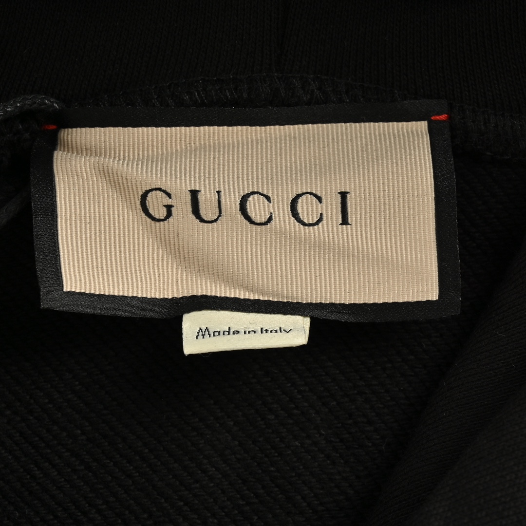 Gucci 24Fw lipstick print hooded sweatshirt with detachable sleeves