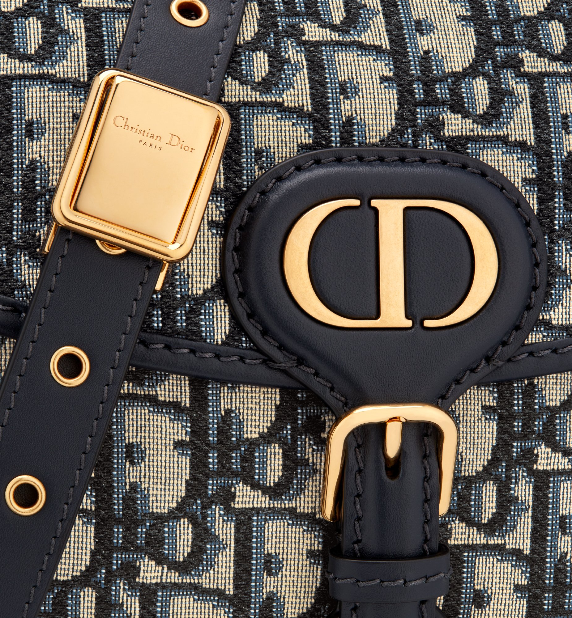 Dior Medium Dior Bobby Bag M9319UTZQ_M928