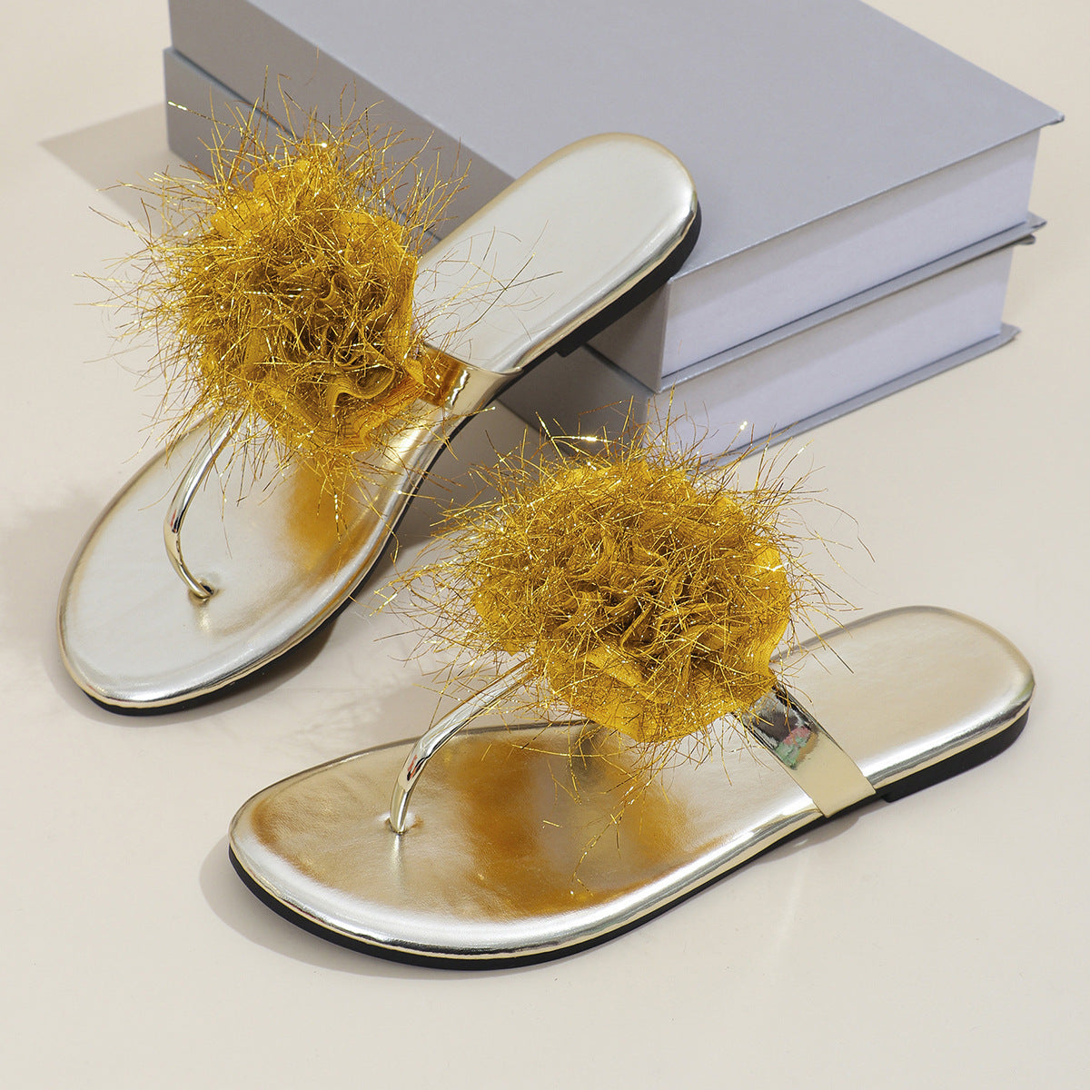New Fashion Flower Sequined Thong Sandals: Comfortable Flip-Flops for Summer Outdoor Wear