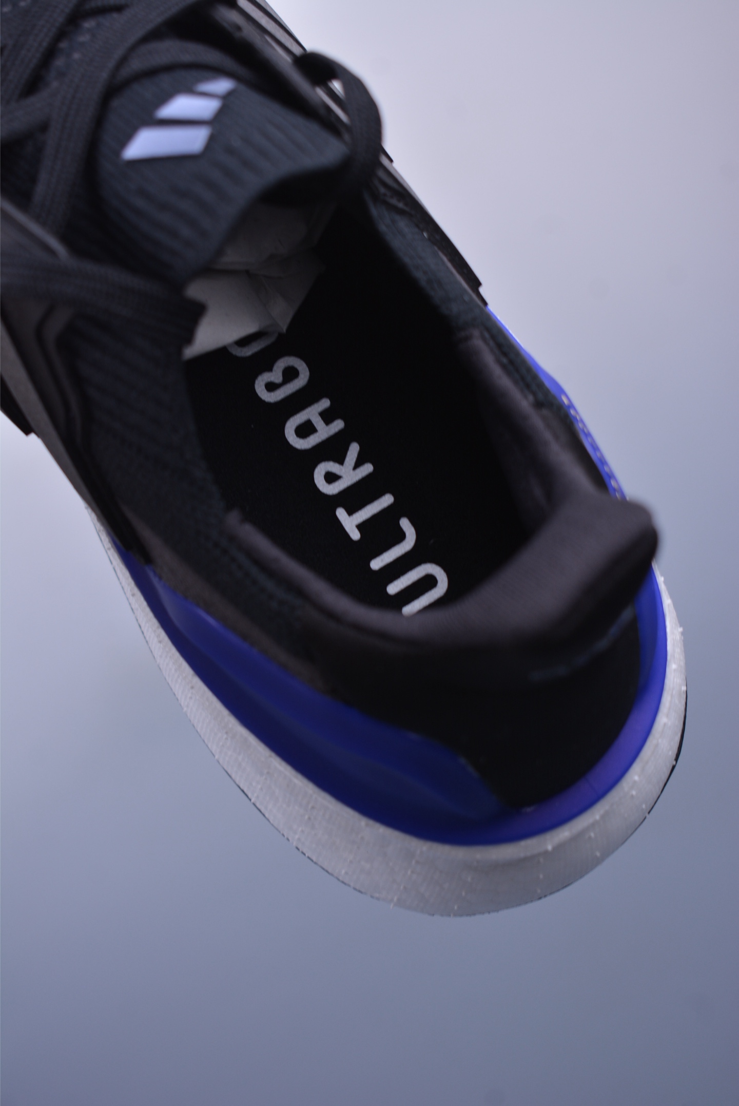 Adidas Alphabounce Beyond M running shoes Knitted black white blue JH9082