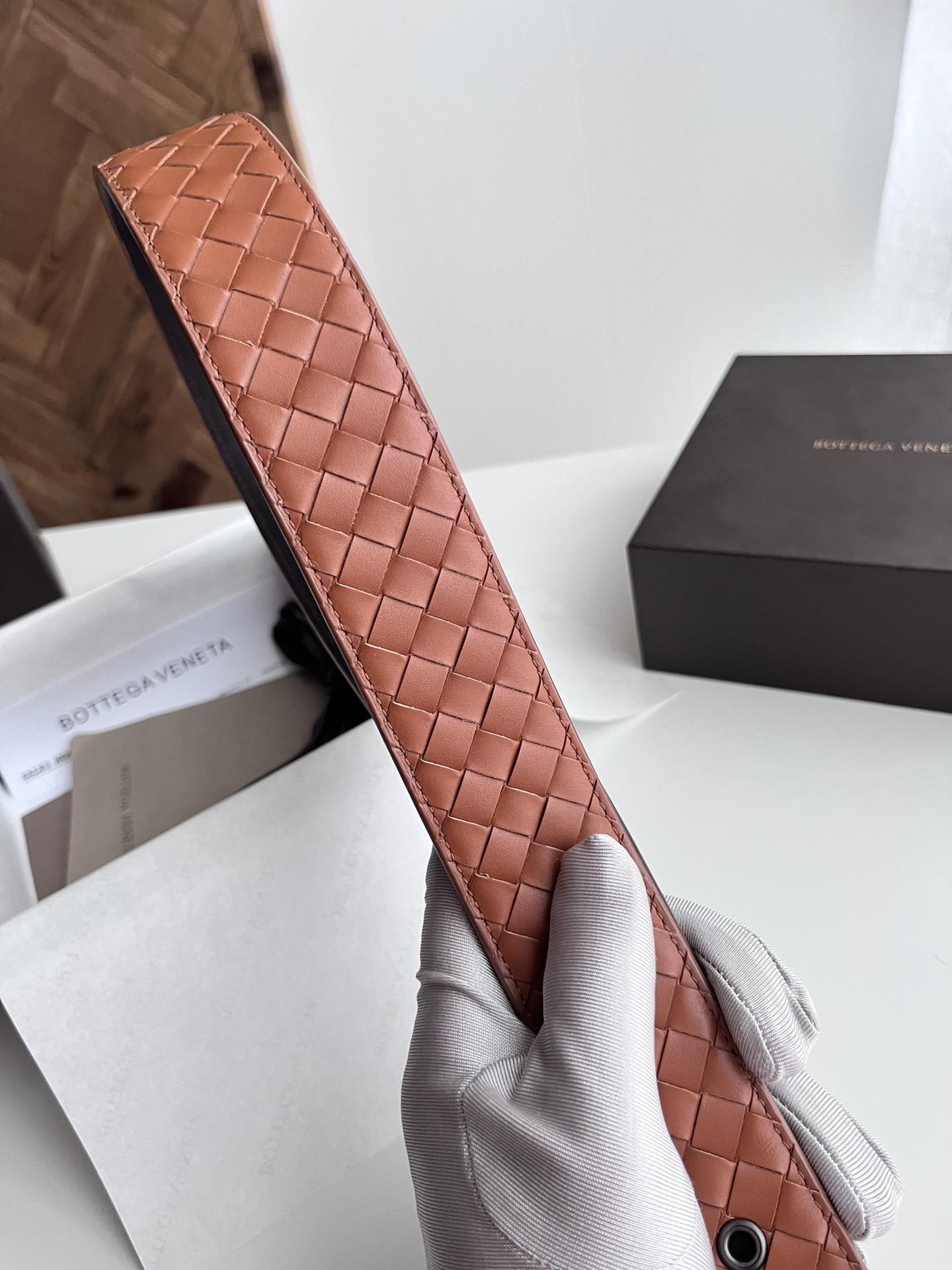Bottega Veneta intreccio woven cowhide double-sided belt width 4.0cm
