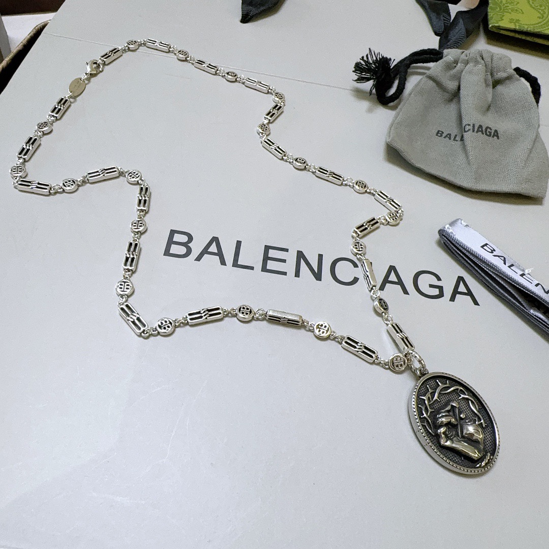 Balenciaga Palm Piercing Chain Necklace