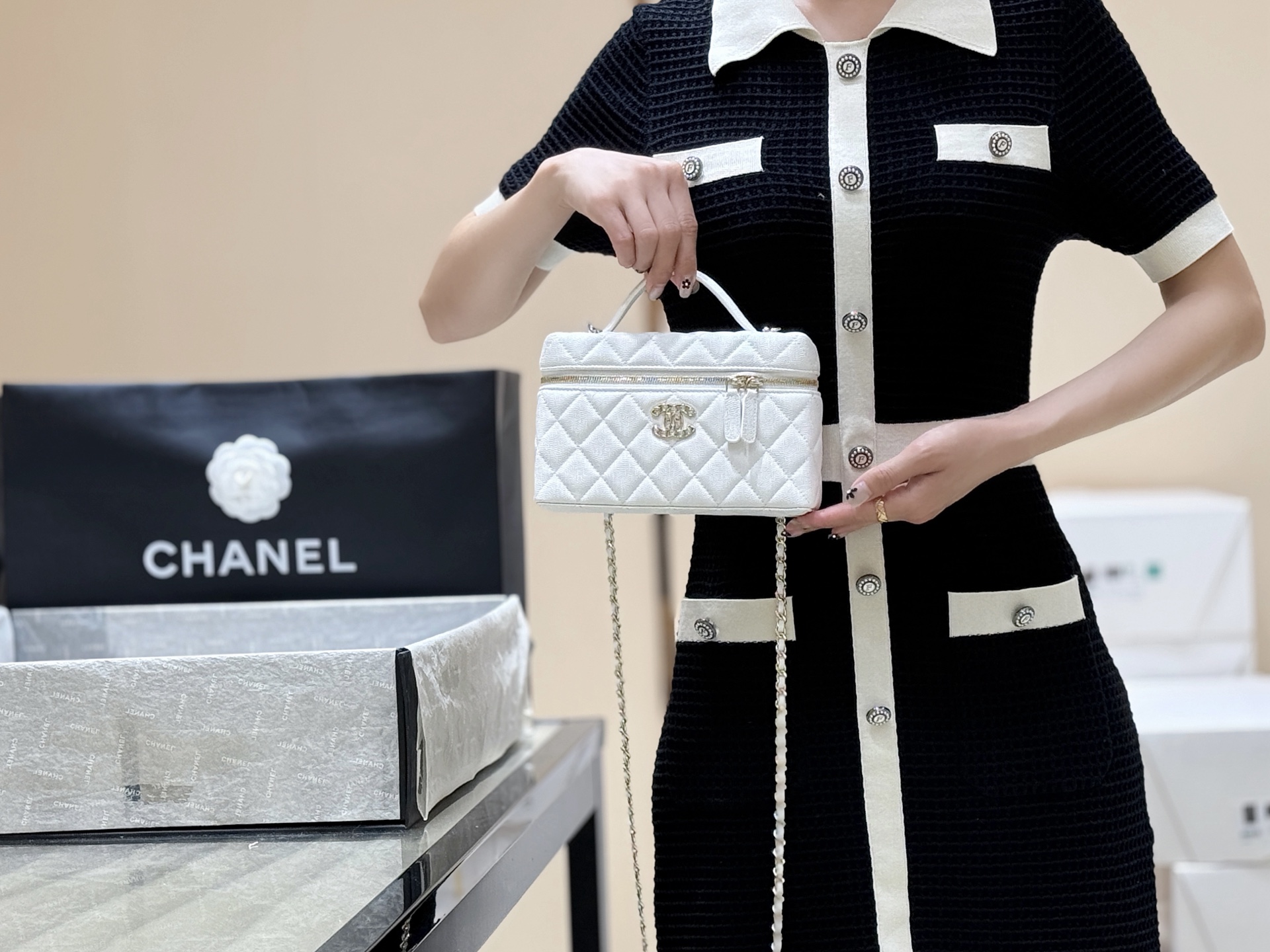 Chanel 25S Spring/Summer Series coco crush handle long box AP4590 00108