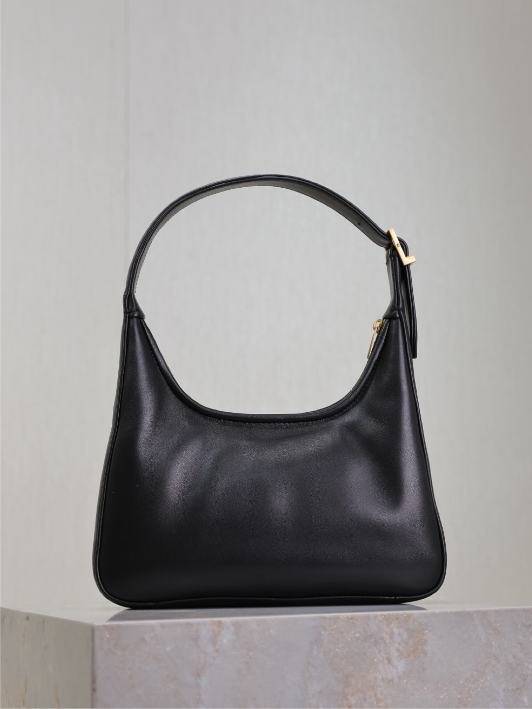 Yves Saint Laurent CALYO Underarm Bag 791484