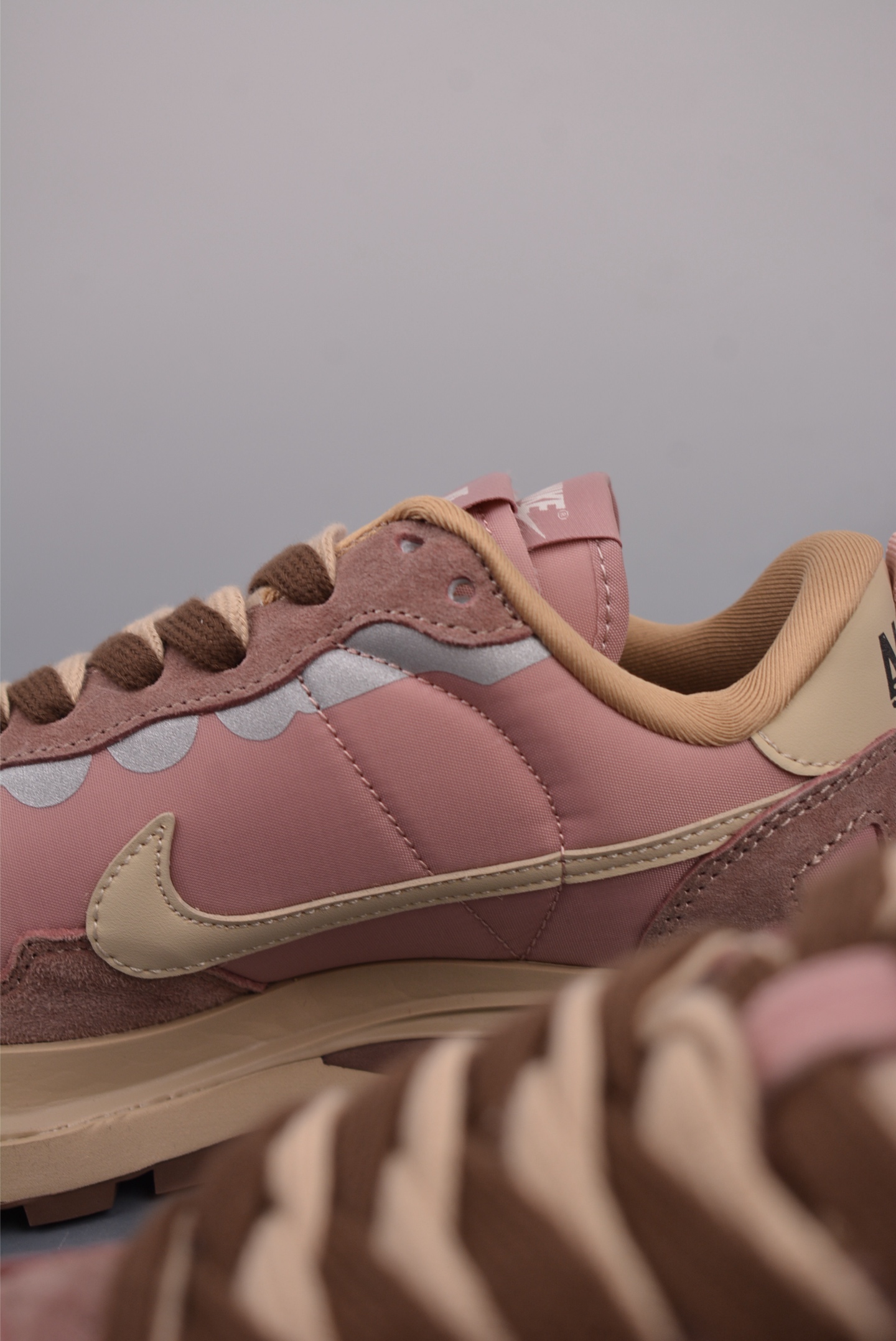 Sacai x Nike VaporWaffle 3.0 running shoes Pink and Brown Overlapping Double Hooks DD1875-301