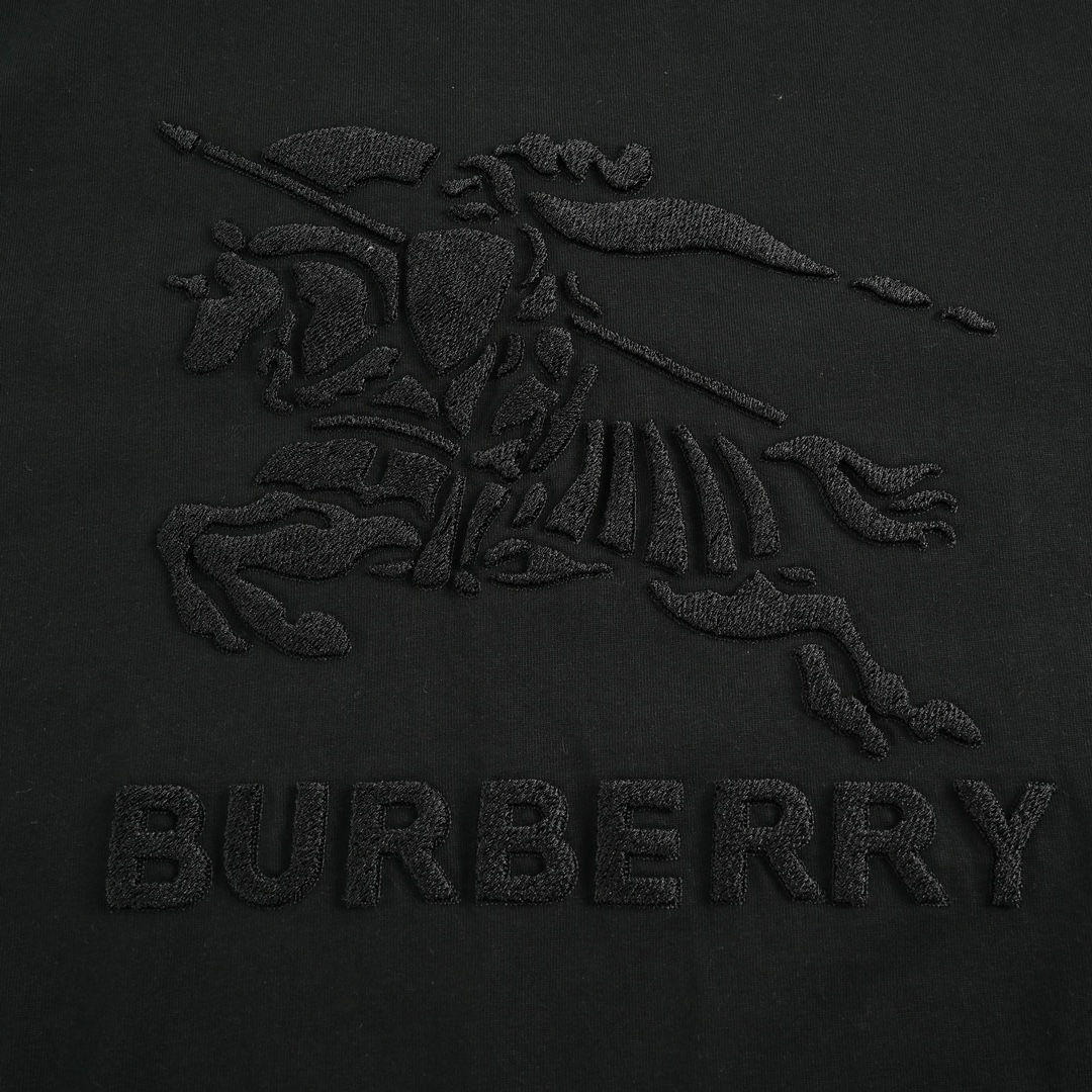 Burberry 24ss embossed three-dimensional embroidered war horse short sleeve