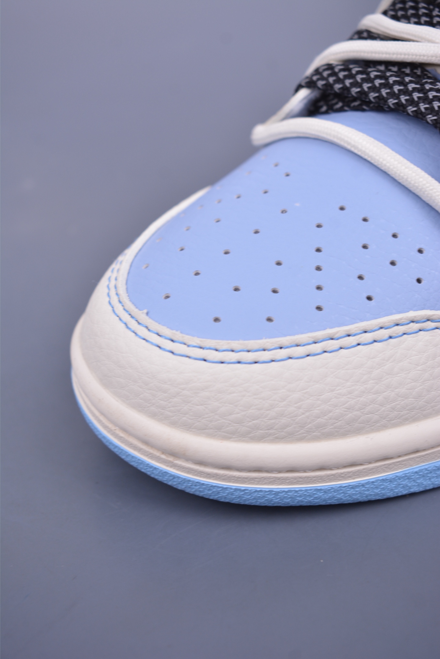 LV x Nike SB Dunk Low sneakers white, black and blue FC1688-219